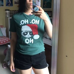 Christmas grumpy cat tshirt